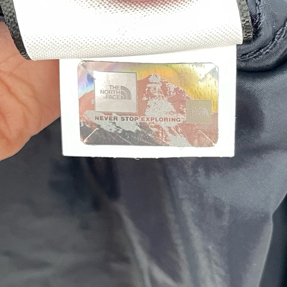 The North Face Womens Flychute Wind Resistant Navy Blue A-Line Jacket Medium - Picture 8 of 9